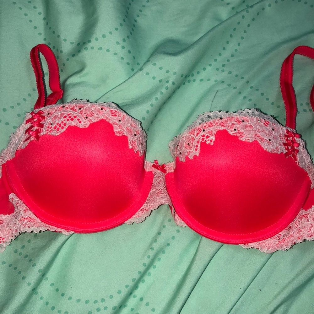 Victoria secret bra
